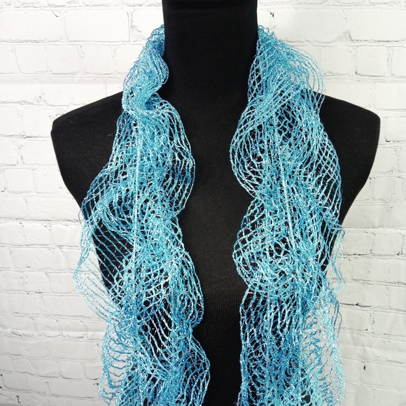 Blue Ruffled Net Fringe Scarf - Picture 4 of 8